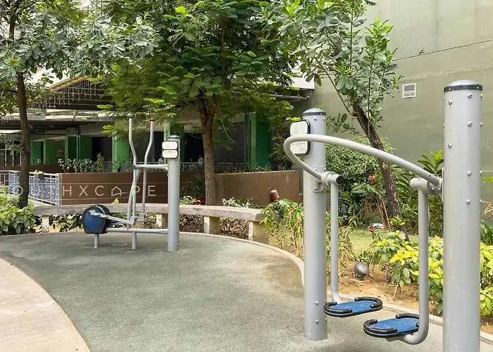 Apartment Furnished 1-bedroom In Avida Towers Riala, It Park With Fast Wifi, Netflix, Pool And