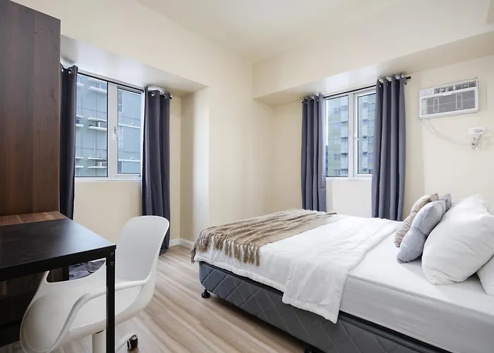 Furnished 1-bedroom In Avida Towers Riala, It Park With Fast Wifi, Netflix, Pool And Apartment