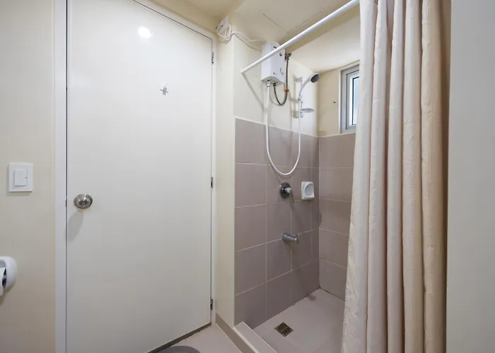 Furnished 1-bedroom In Avida Towers Riala, It Park With Fast Wifi, Netflix, Pool And Cebu