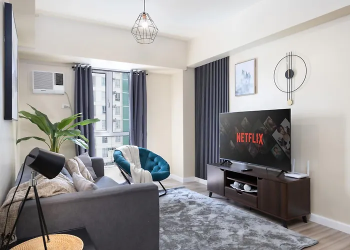 Furnished 1-bedroom In Avida Towers Riala, It Park With Fast Wifi, Netflix, Pool And